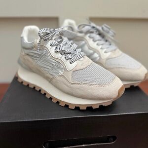 ShuShop Phoebe Women's Sneakers - Silver and Cream